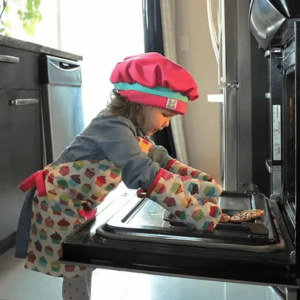 Ensemble « mini chef » avec mitaines et chapeau - Image 7