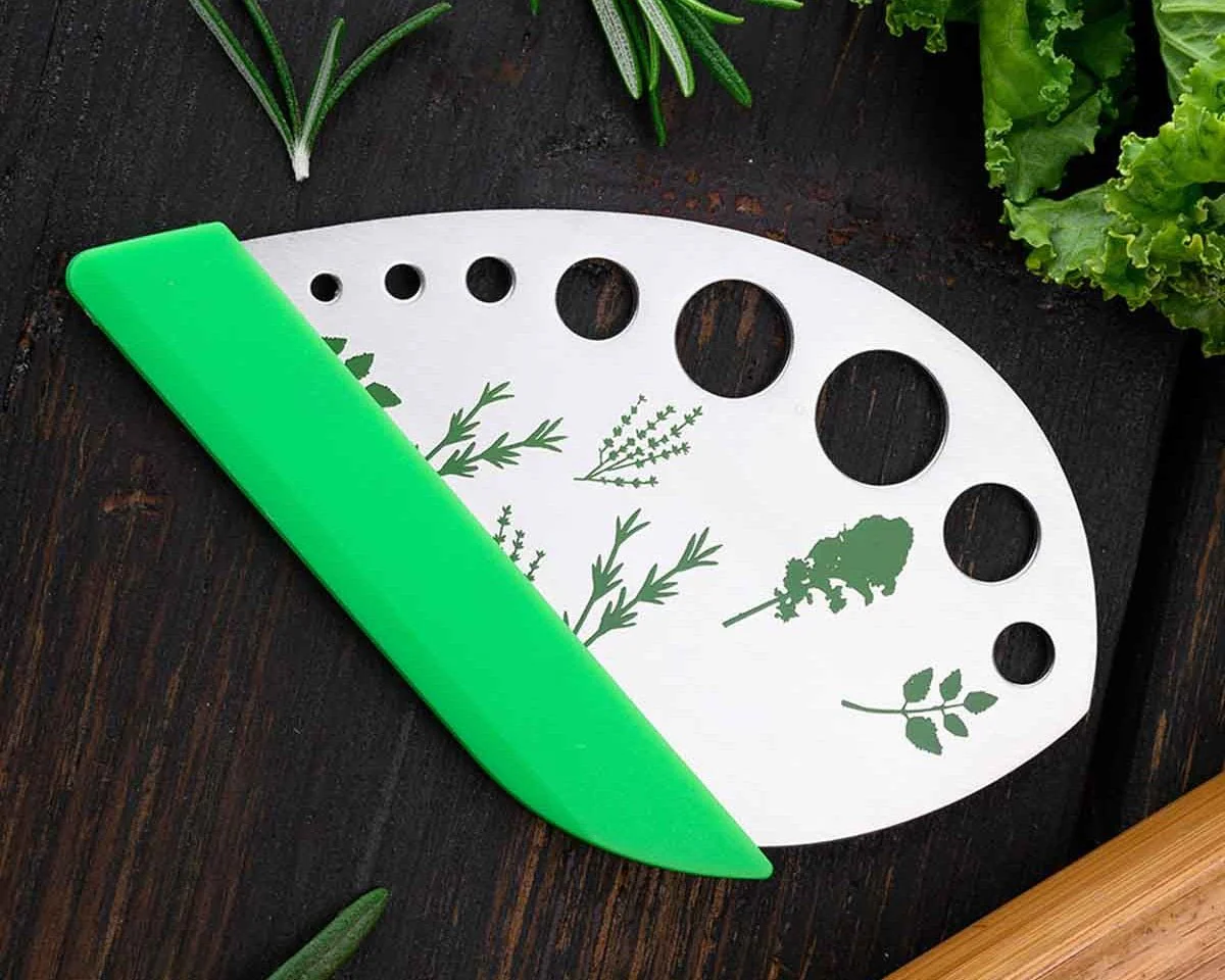 Outil « 2 en 1 » pour dénuder et couper les feuilles ou herbes - Image 5